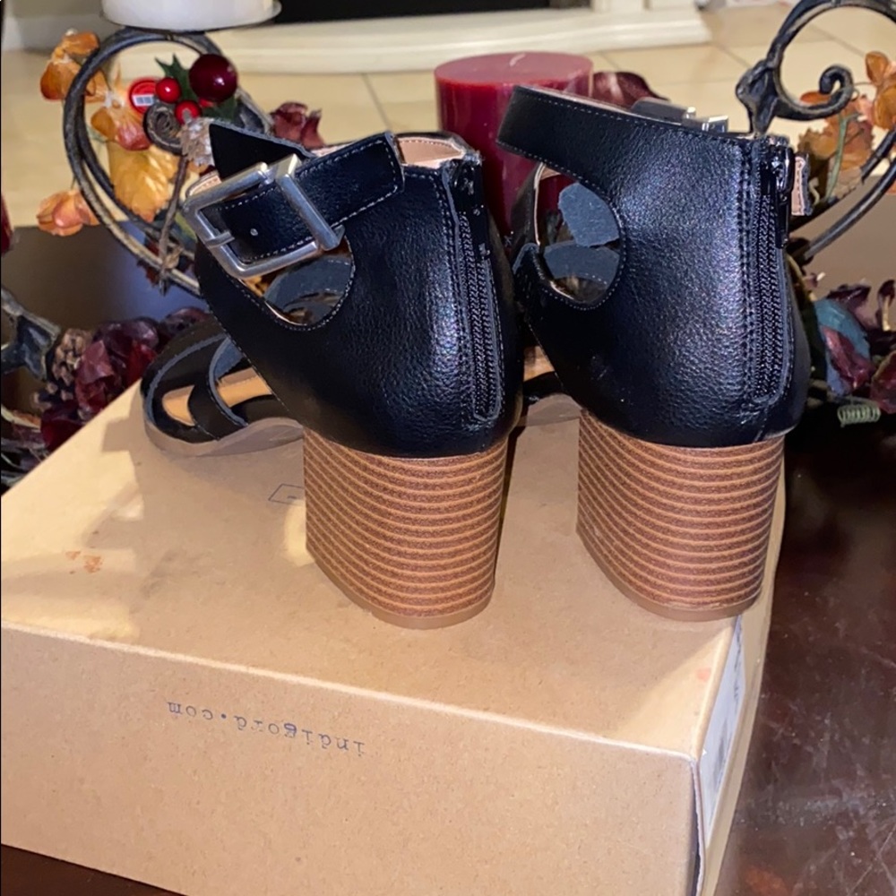 Style & Co Black Leather Heel Sandal Size 9 - Picture 3 of 4